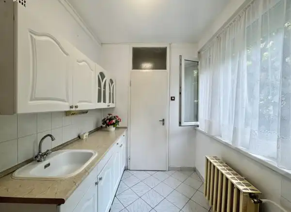 Eladó panellakás, Szeged 1+1 szoba 47 m² 53 M Ft